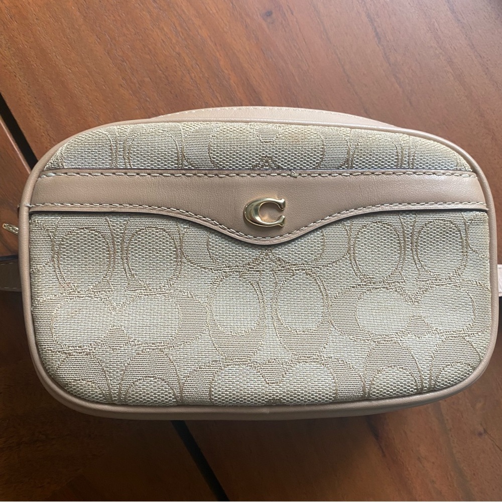 Coach Ivie Womens Beige Convertible Gold Zip Jacquard Small Belt Crossbody Bag - Picture 3 of 15